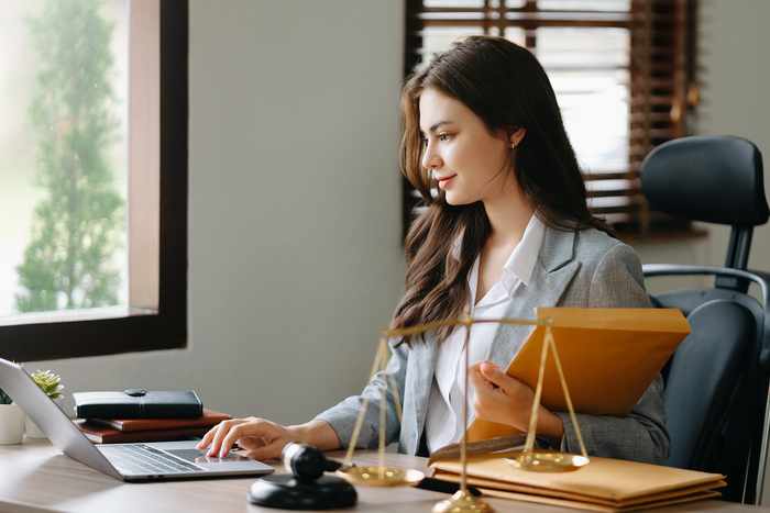 Diplomado en línea en Derechos Humanos Laborales de la Mujer